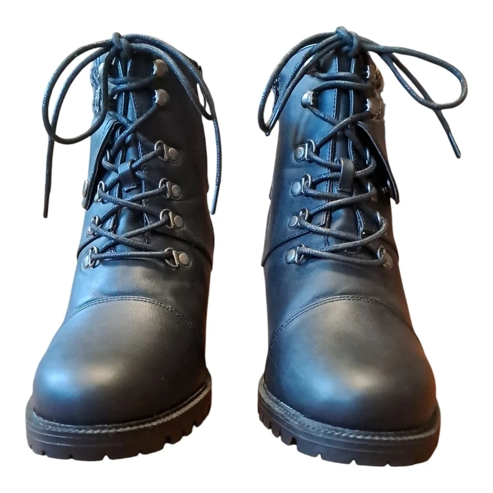 Torrid Black Hiker Boot Lug Sole Sweater Trim Size 11WW - Picture 2 of 16